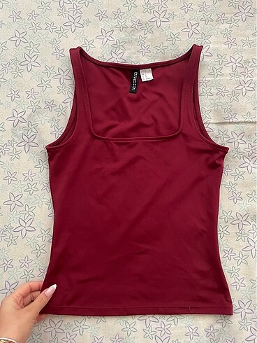 H&M h&m vücuda yapışan crop