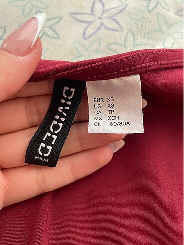 xs Beden bordo Renk h&m vücuda yapışan crop