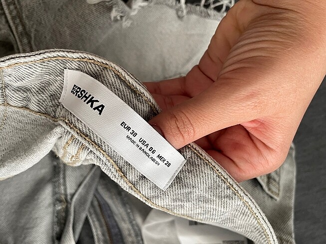 38 Beden bershka gri şort