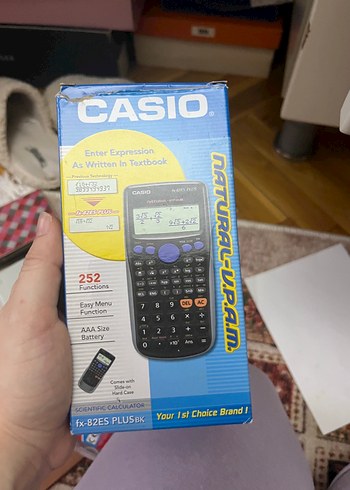Sarı Casio fx-82ES Plus Hesap Makinesi - Görsel 2