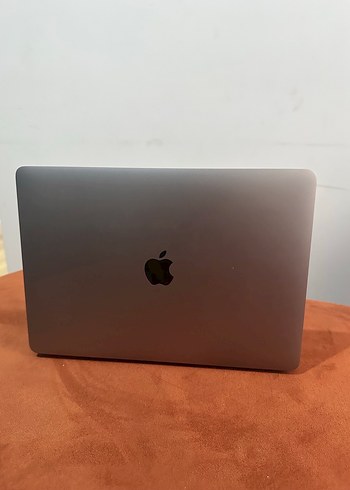 Apple Apple Gri Laptop