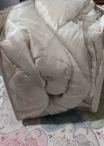 Bej Desenli Yatak Örtüsü - Görsel 2