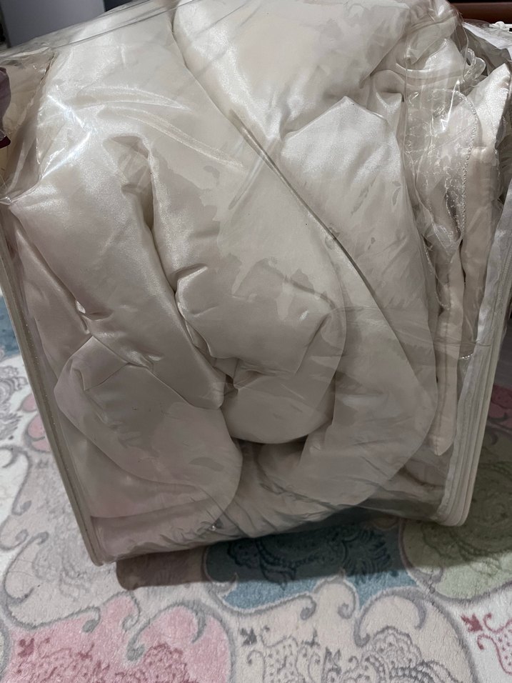 Bej Desenli Yatak Örtüsü - Görsel 2