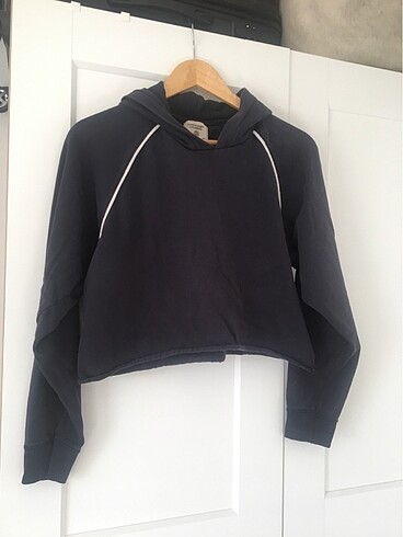 Pull&Bear Kapüşonlu Crop Sweatshirt