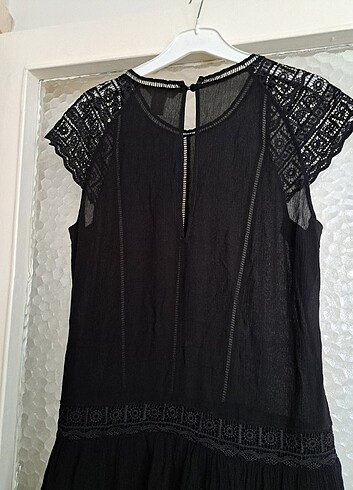 Siyah kübürlü H&M elbise 