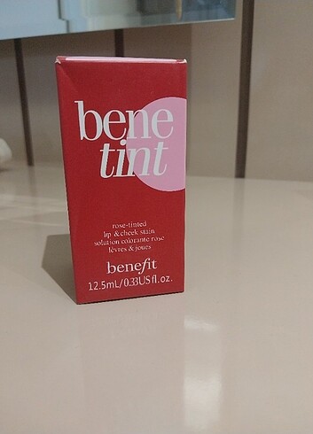BENEFIT BENETINT