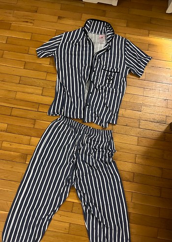 Lacivert Çizgili Kısa Kollu Pijama Takımı