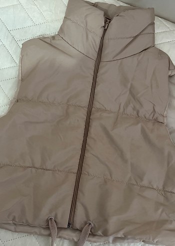 Bej Midi Kadın Kolsuz Kışlık Mont - Görsel 4