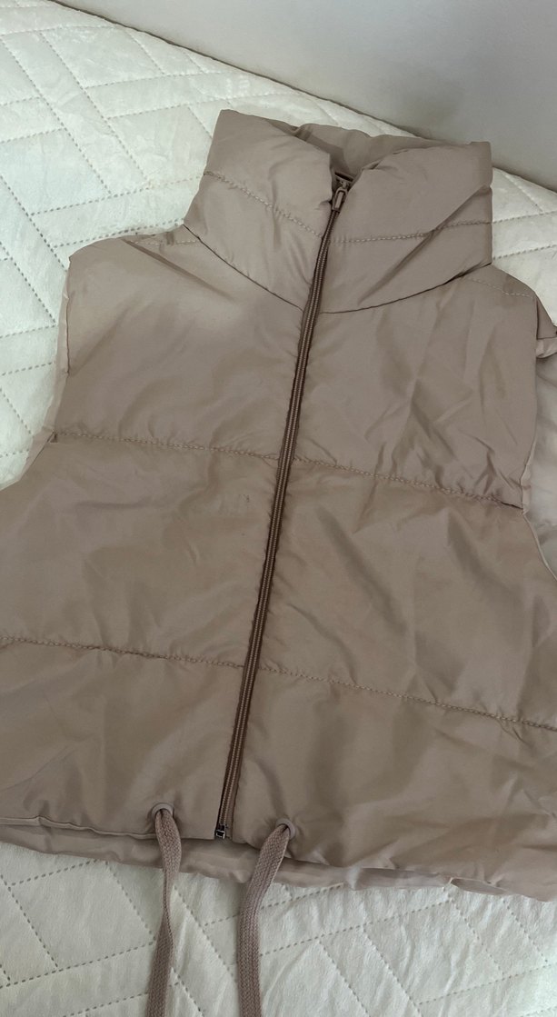 Bej Midi Kadın Kolsuz Kışlık Mont - Görsel 4