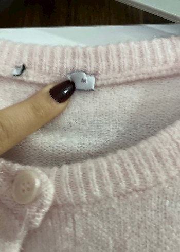 Düğmeli pembe
Midi Kadın Hırka - Görsel 3