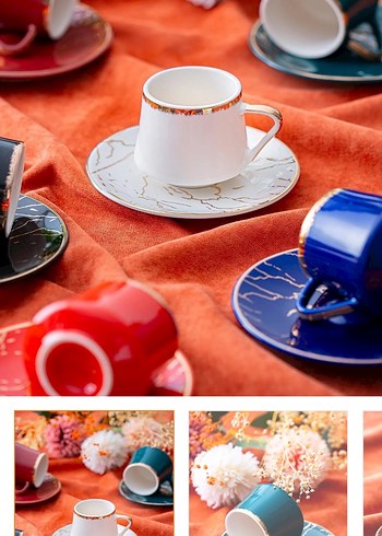 Renkli Seramik Kahve Fincanları ve Tabağı
