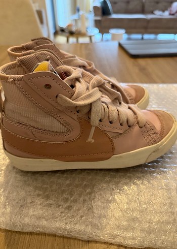 pembe nike blazer mid - Görsel 4