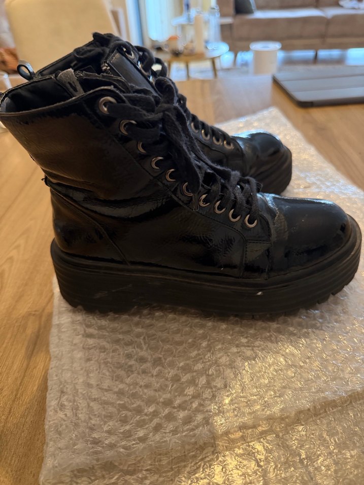 Siyah Rugan Platform Topuklu Goth Kadın Bot - Görsel 3