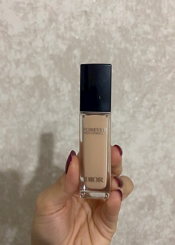 Dior Forever Ten Renkli Bej kapatıcı