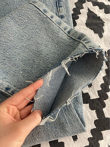 42 Beden Taşlı Jean