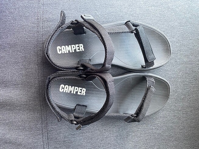 Camper kadın sandalet.