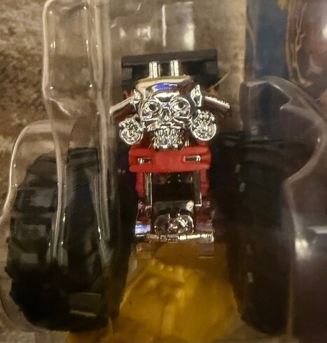  Monster Truck Bone Shaker