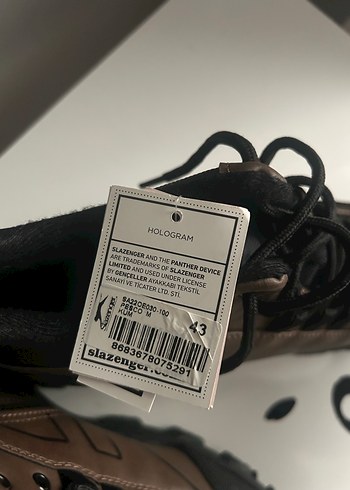 Etiketli slazenger bot - Görsel 3