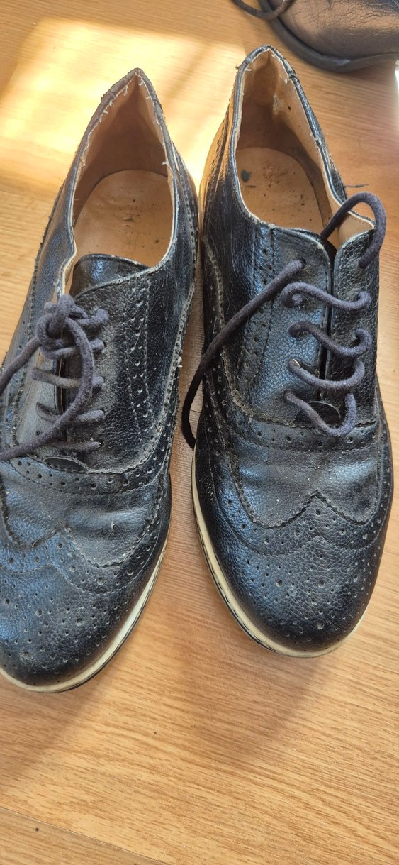 Siyah Bağcıklı Kadın Dolgu Topuk Ayakkabı - Görsel 2