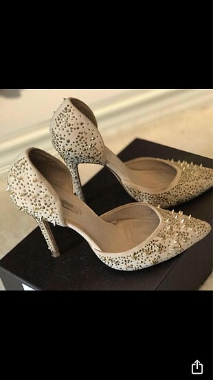 Bej stiletto zımbalı