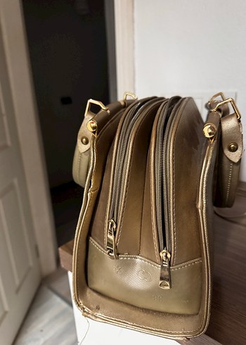 Altın Renk Yılan Desenli Deri Kadın Çanta - Görsel 3