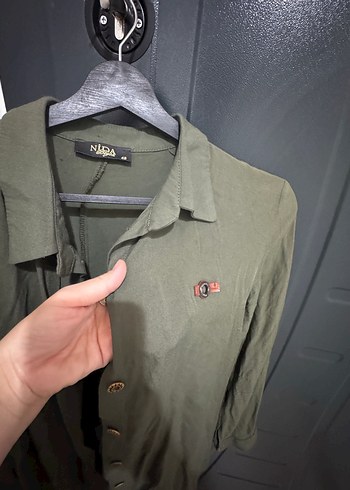 Düğmeli Yeşil Keten Kadın Gömlek - Görsel 4