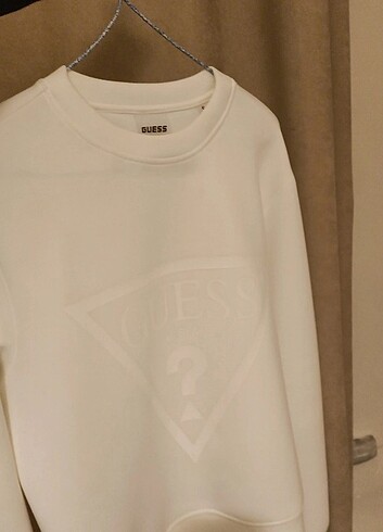 s Beden GUESS SWEATSHIRT (Orjinal)