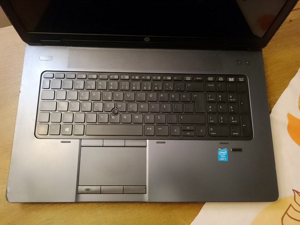 HP ZBook 17- i7 4. Nesil 4GB Ekran  Kartı 17 inç - Görsel 3