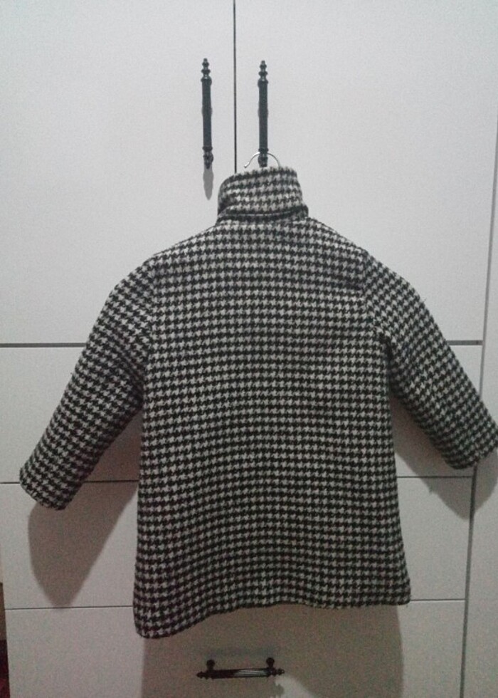 AZ KULLANILMIŞ ÇOCUK KABAN - Görsel 3