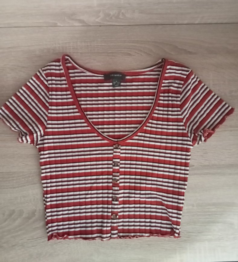 Düğmeli Crop Top - Görsel 4