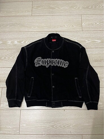 supreme ceket