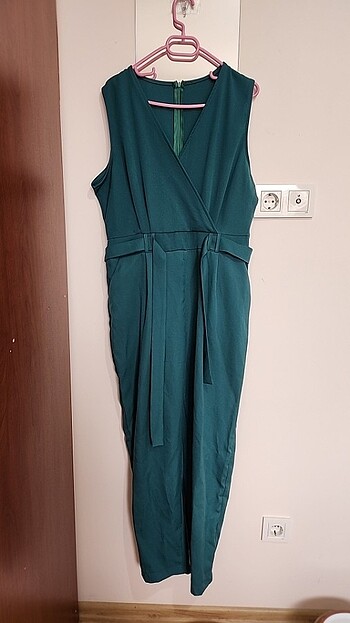 Zümrüt yeşili tulum