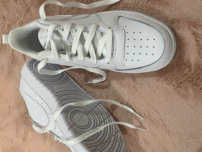 40 Beden beyaz Renk Nike spor ayakkabı