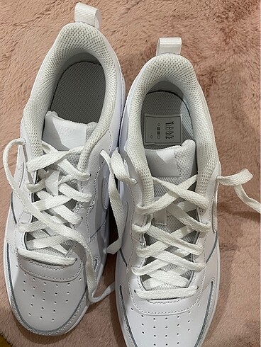 40 Beden Nike spor ayakkabı