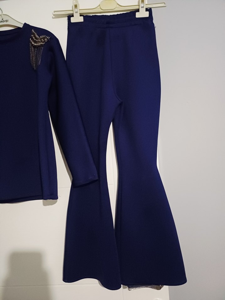 Püsküllü kız cocuk ikili takım - Görsel 5