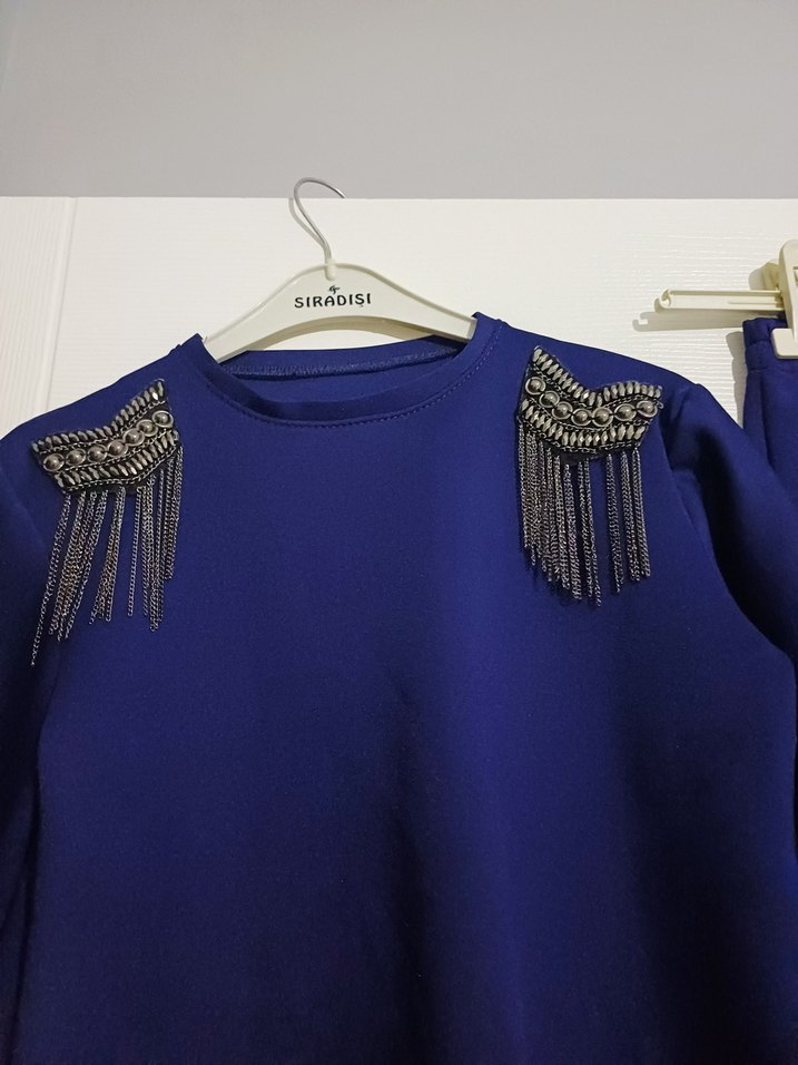 Püsküllü kız cocuk ikili takım - Görsel 4