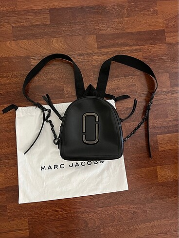 Marc Jacobs deri siyah sırt çantası