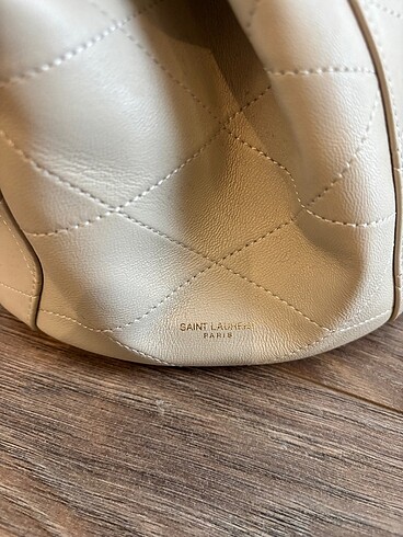 Saint Laurent Saint lauren