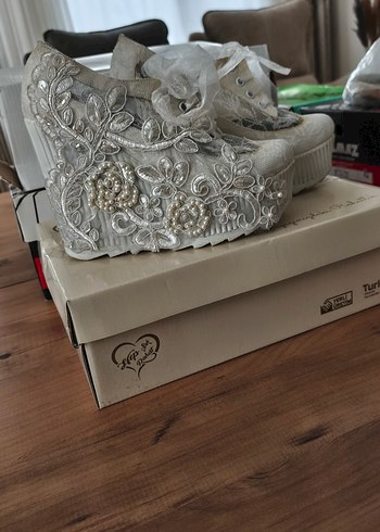 Beyaz Dantel Detaylı Bohem Gelin  Ayakkabısı - Görsel 3