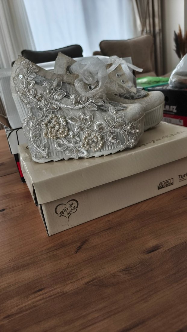 Beyaz Dantel Detaylı Bohem Gelin  Ayakkabısı - Görsel 3