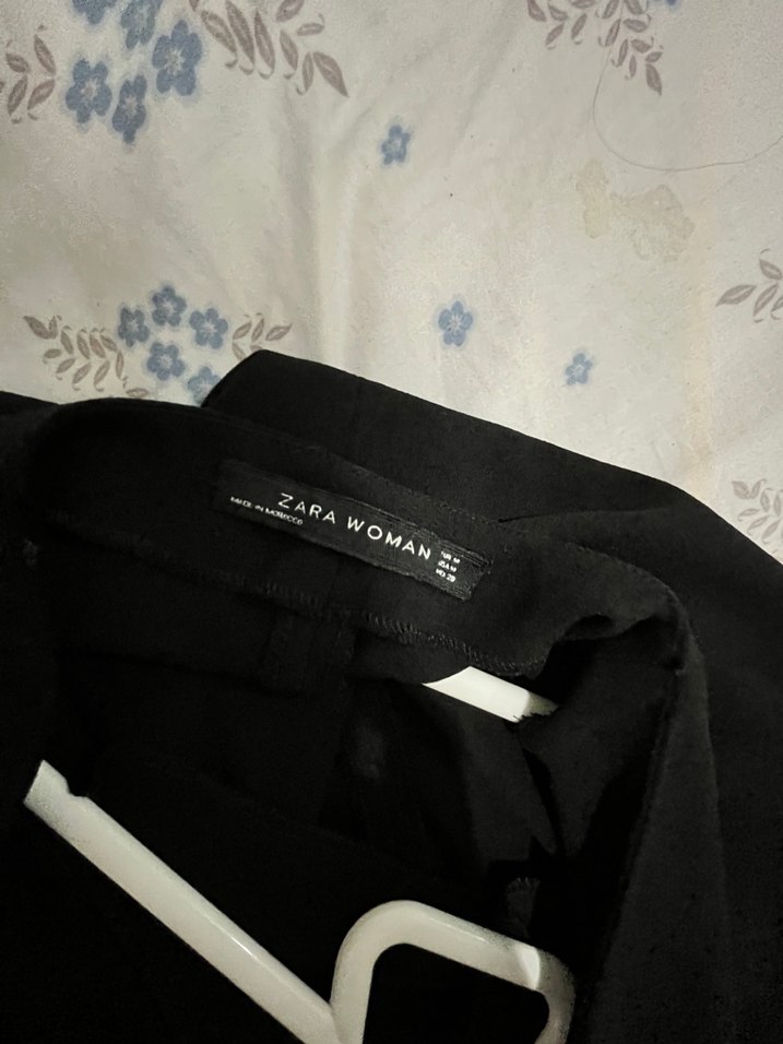ZARA Siyah V Yaka Mini Elbise — görsel 6/9