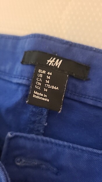 44 Beden Şort