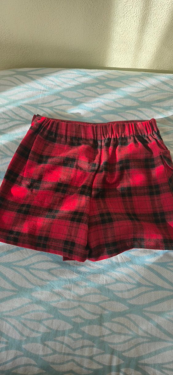 Kırmızı Ekoseli Düğmeli Mini Etek - Görsel 4