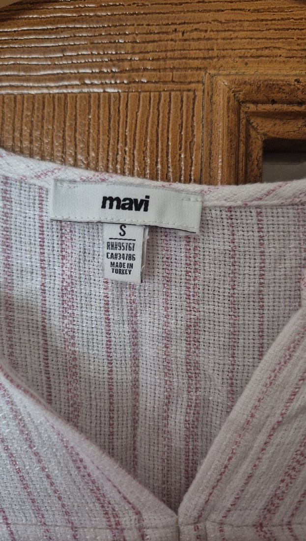 Bej Kadın Keten V Yaka Salaş Gömlek - Görsel 3