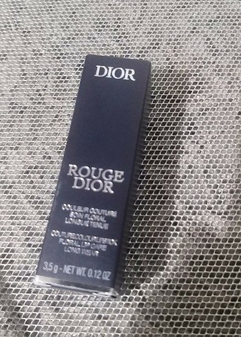 Dior Koyu Kırmızı Uzun Süre Kalıcı Ruj - Görsel 4
