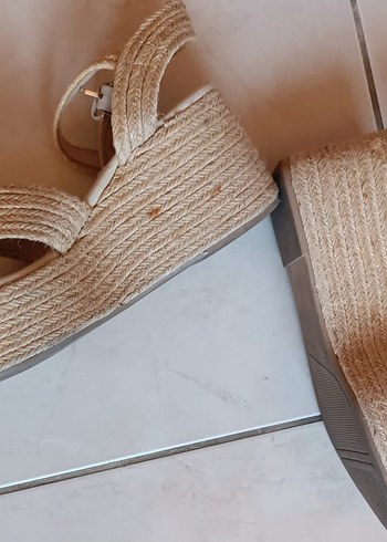 38 Beden Bej Keten Dolgu Topuklu Bohem Sandalet