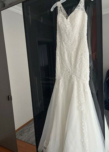 V Yaka A Kesim Beyaz Gelinlik - Görsel 4