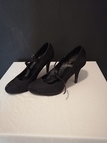 siyah süet topuklu ayakkabı vintage