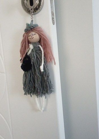 Gri Elbise ve Pembe Saçlı Bebek Anahtarlık - Görsel 5