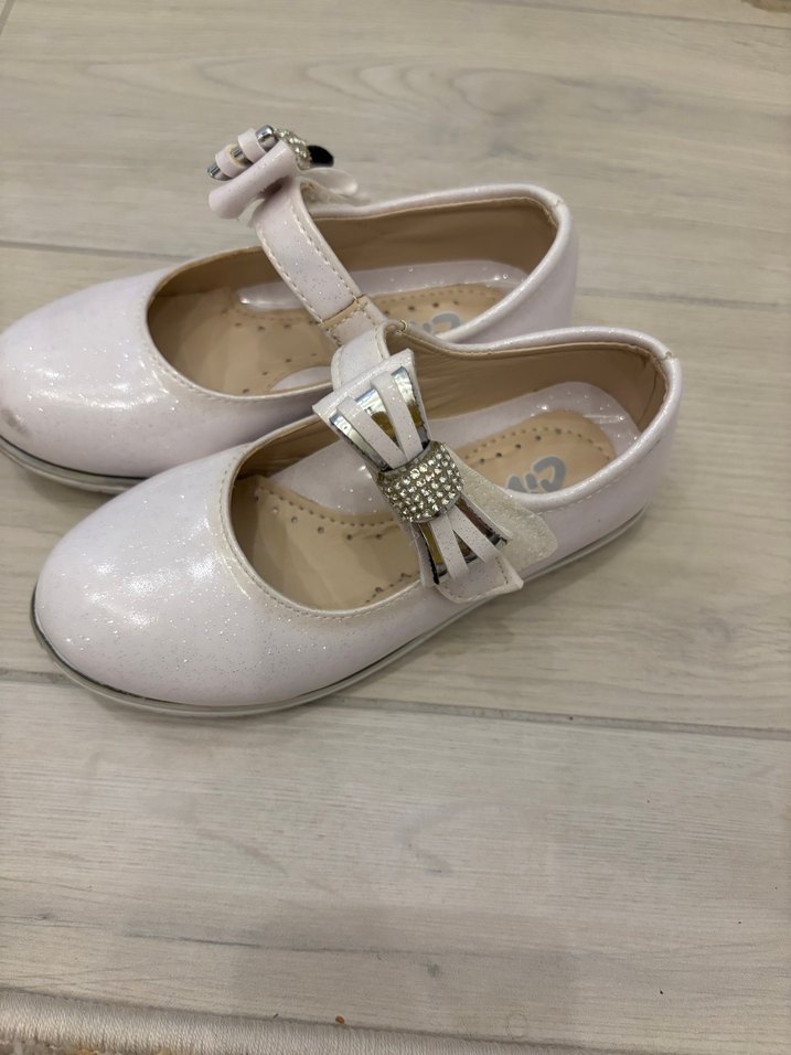 Kız Çocuk Beyaz Fiyonklu Babet - Görsel 3